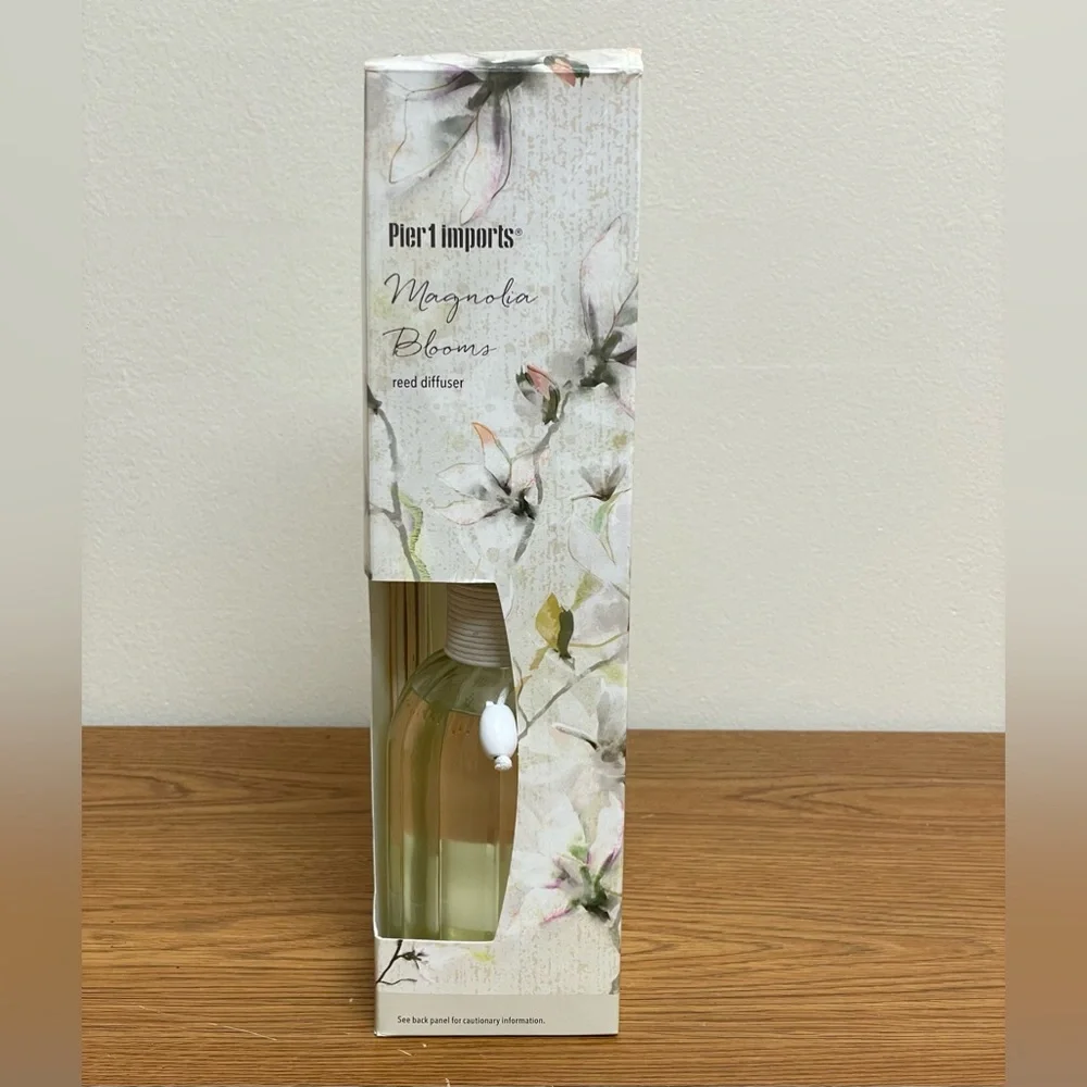 Pier 1 Magnolia Blooms Reed Diffusers